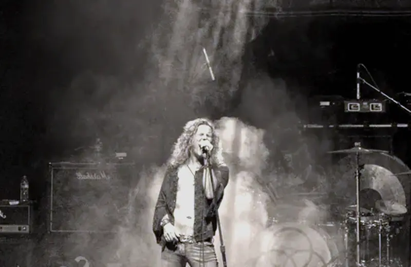 Kashmir - The Led Zeppelin Experience
