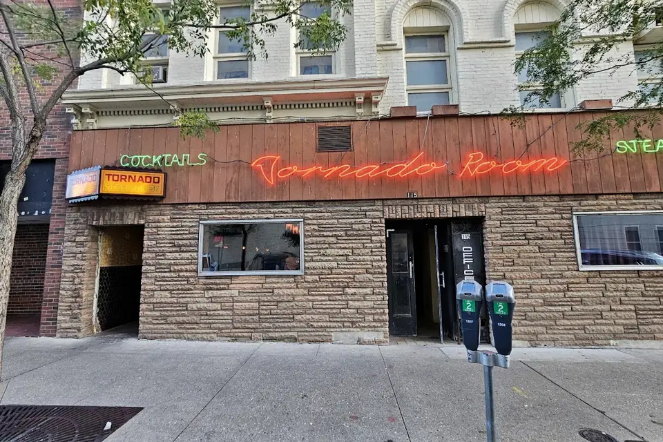 Tornado Steak House