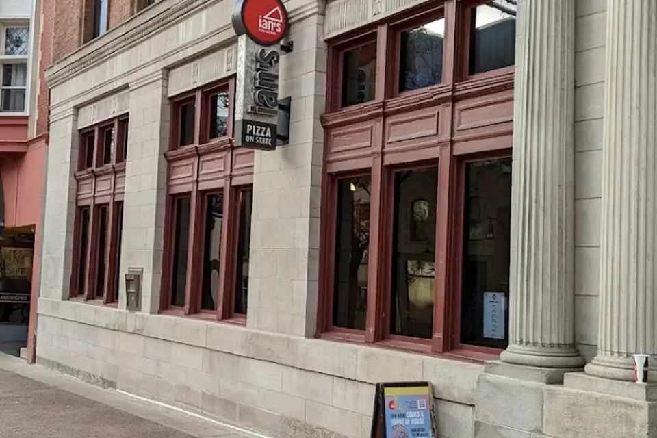 Ian’s Pizza Madison | State Street