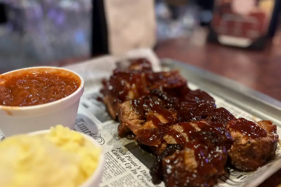 Smokin' Willies BBQ - Barbecue Restaurant & Event Venue