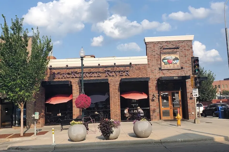 MacKenzie River Pizza, Grill & Pub