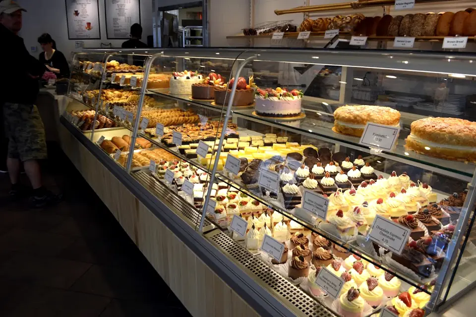 Breka Bakery & Café - Bute