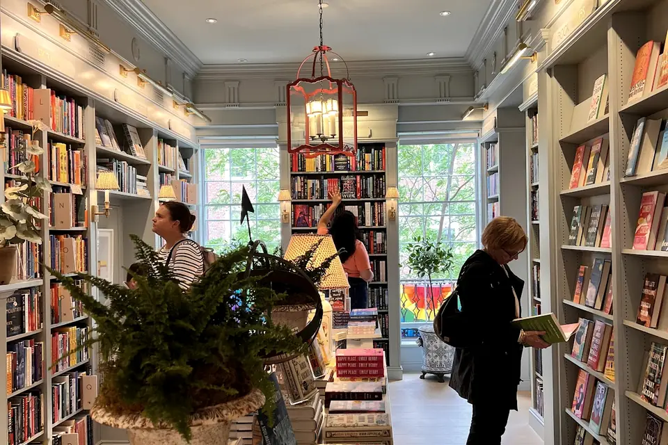 Beacon Hill Books & Cafe